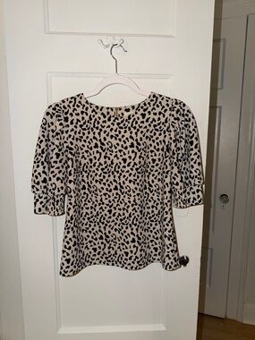 Puff-Sleeve Leopard Print Top - Beige/Black